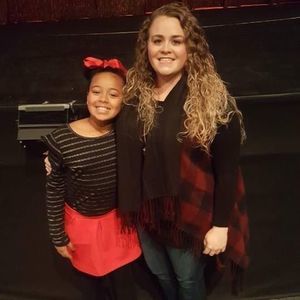 Meet your Posher, Crystal